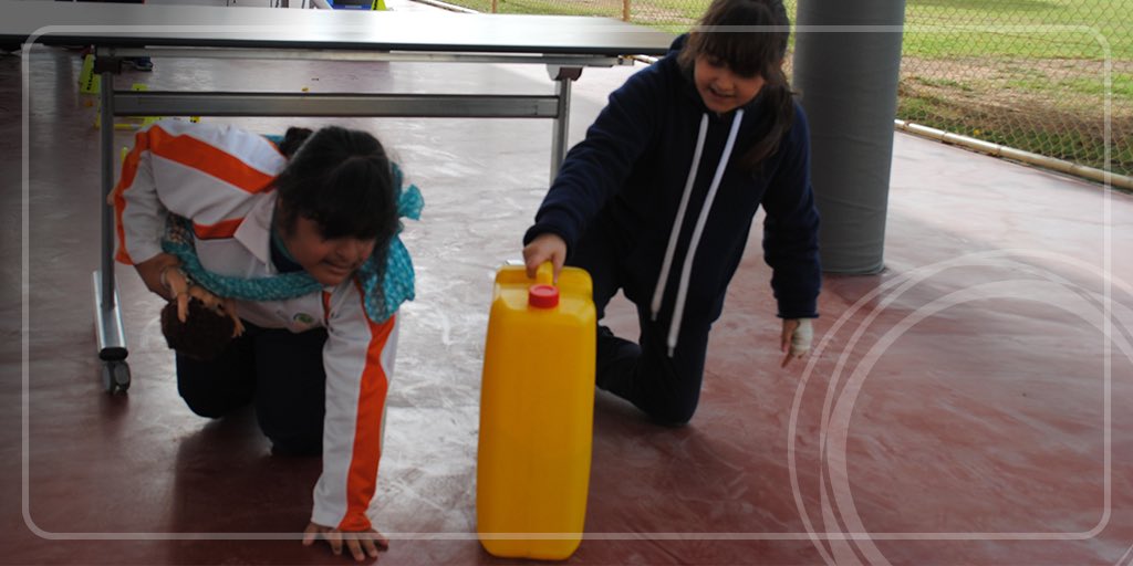 DEWAOfficial's tweet photo. The result of a collaboration between #DEWA, @SuqiaUAE &amp; @Surgeforwater, the “Race for Water” activity in the “Water: The Global Passport” programme teaches students about distances traveled by women and children in developing nations to fetch water. https://t.co/JPKiJsiNMv
