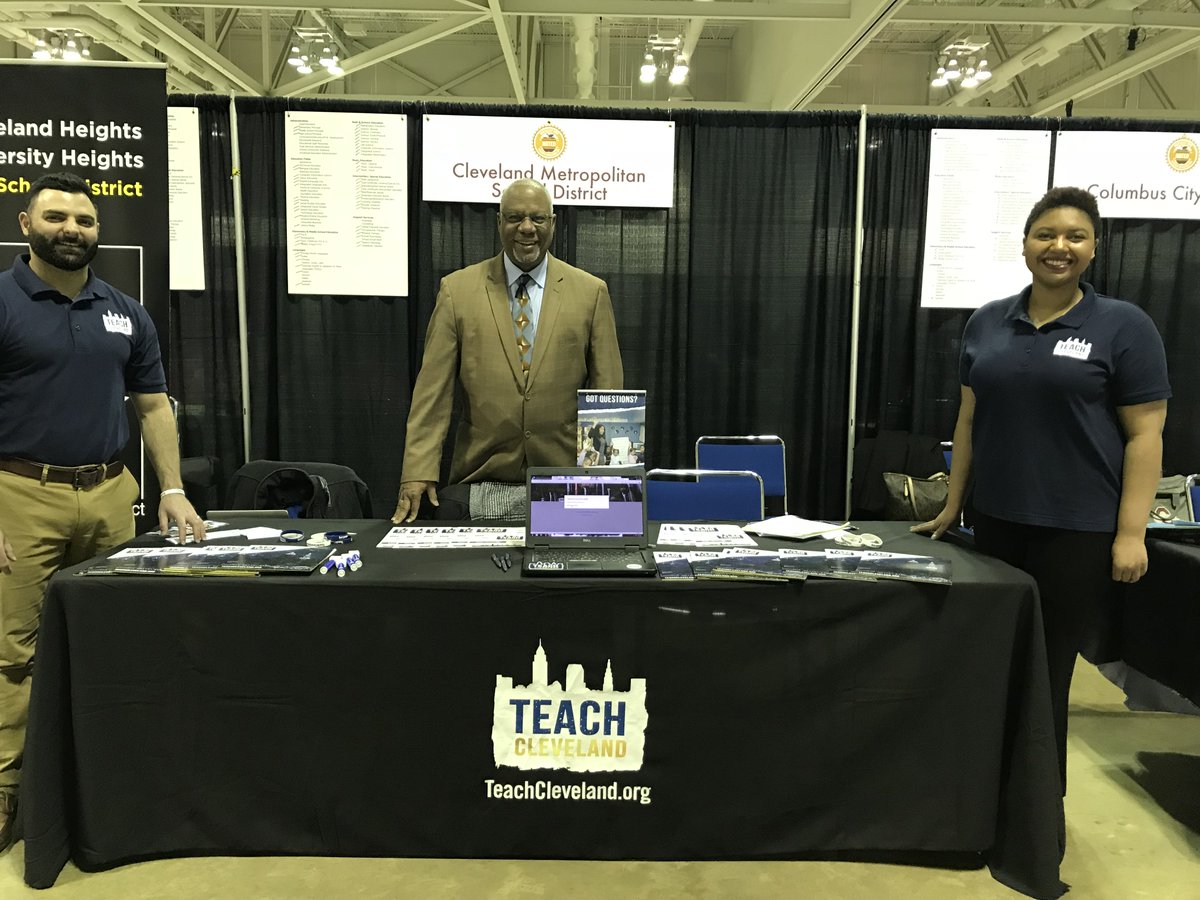 teachcle_cmsd's tweet photo. We love meeting awesome candidates! It is awesome to hear the passion and vision of teachers  at the #noted job fair in #Akron #Ohio.  #thisisteachcle  #cleveland #cmsd https://t.co/rOnb98Dndg