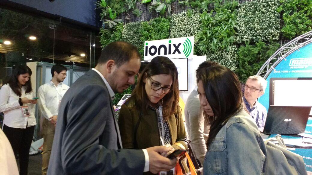 IonixChile's tweet photo. Gran interés ha causado @pinapp_cl en #eDayCL https://t.co/275UXD8lsl
