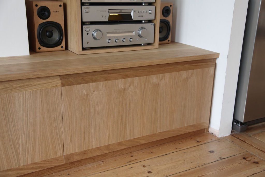 Odel_Maker's tweet photo. Entertainment unit all finished! Designed to wrap around a chimney breast and made with birch plywood with solid oak top, which is around 3.6m long. Finished with Osmo semi Matt There’s still a little ‘making good’ to do to the walls though! https://t.co/roiIxwz4HE