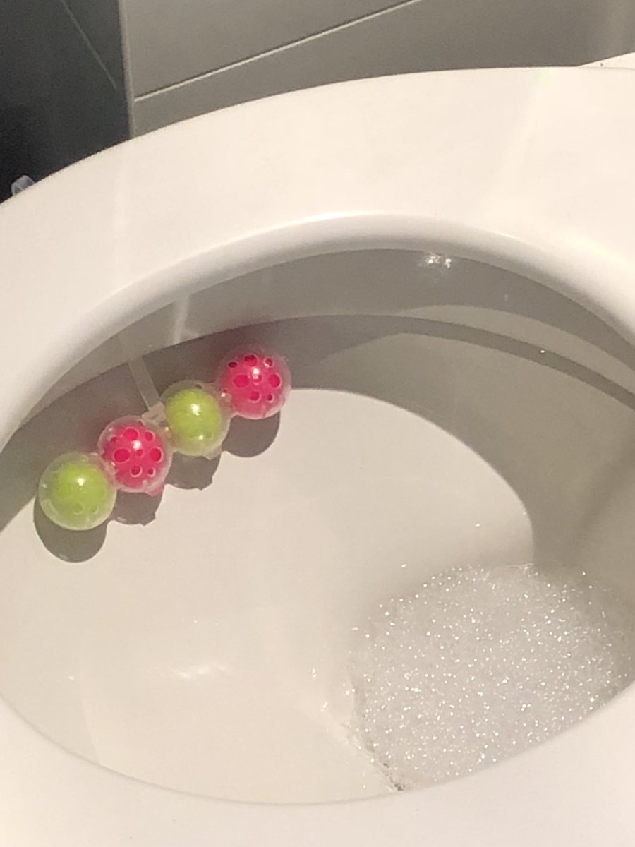 itsBonjee's tweet image. Loving my new @RoyPurdy bathroom sanitizers!!!! #pinkandgreen #listerineclean