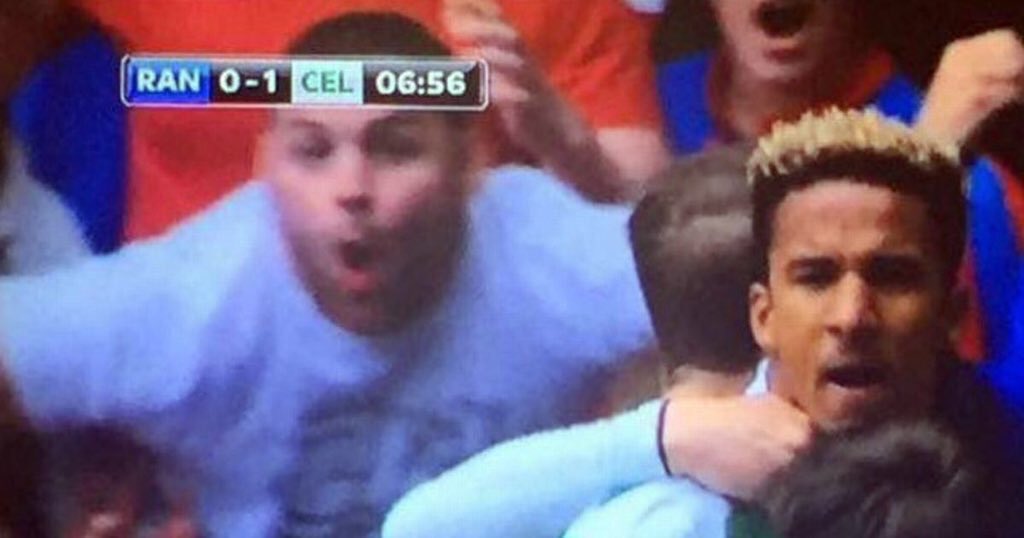 TheNotoriousCSC's tweet photo. A ref gets hit with a coin &amp; a fan falls from top tier of stadium and it gets spoke about for the next 20 years.... fan runs on the park attacks brown, scott sinclair racially abused &amp; celtic players hit with coins &amp; batteries, forgot about 20 minutes later. 👍🏻 https://t.co/ySvWMfQc8z
