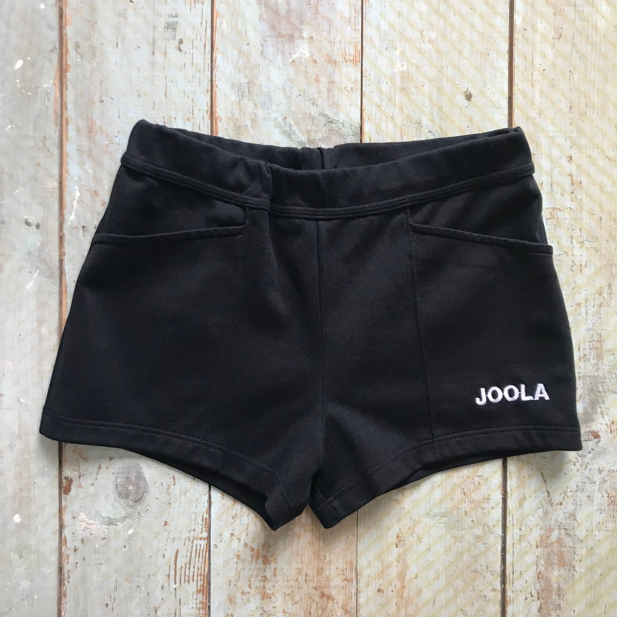 bones_boutique's tweet photo. Cute vintage tennis shorts only £11.99 https://t.co/GybIFAXYVp