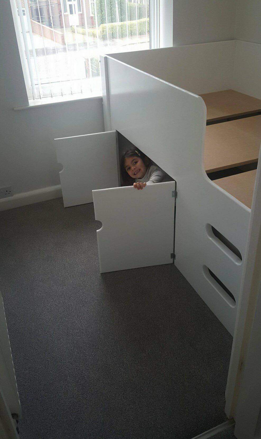 Stair box bed outlet