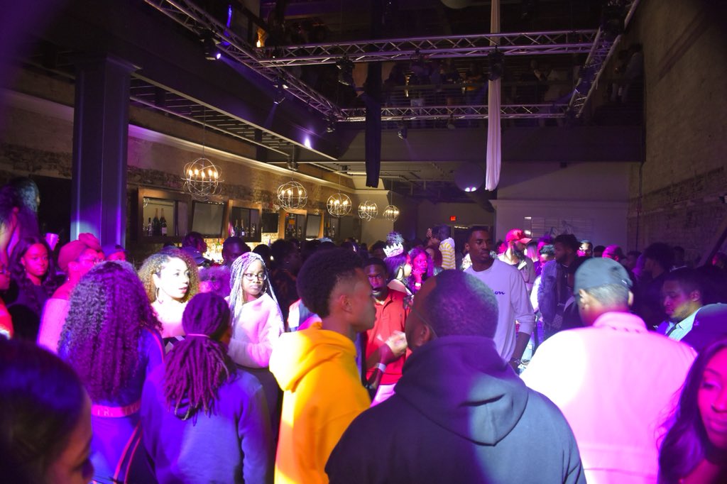 MOxSWAG's tweet photo. #SpringTings Itโs Lit This Saturday Ladies Night Going Way Way Way Up !!!! 1913 Saturday Shit Only !!!!
https://t.co/zlUoZAmK7k https://t.co/0IjFFSQ6eM