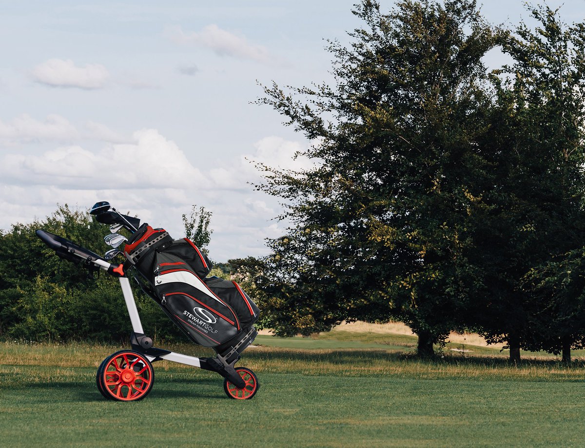 StewartGolf's tweet photo. Our first Virgin Atlantic @GolfingSwingers long term tester is @MattyBergh. Over this season Matt and two others will be testing the R1-S Push trolley, providing real-world feedback and great ownership information for all! #StewartGolf #R1SPush #pushtrolley https://t.co/VtvWl1mbPC