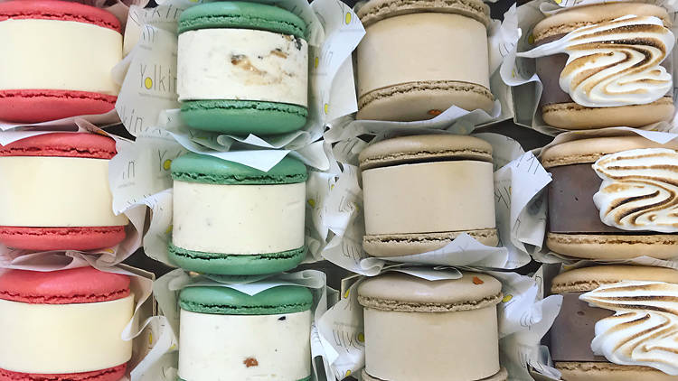 TimeOutLondon's tweet image. A macaron ice-cream sandwich shop is coming to London.
timeout.com/london/news/a-…