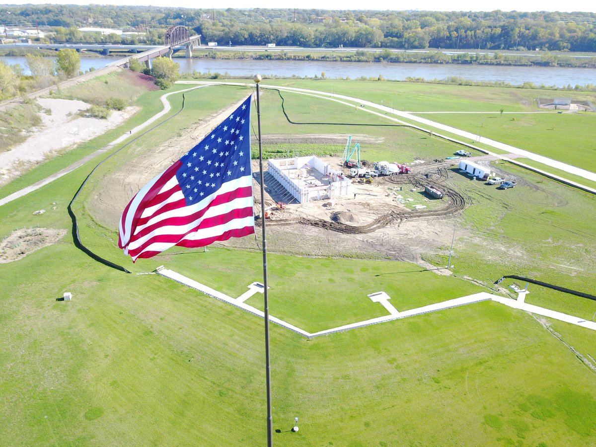 liteform's tweet image. Interested in learning more about #LiteForm? Our knowledgable team is here to help you find the best product for your build, give us a call at 402.241.4402 or visit our website. » bit.ly/2wX2u7p