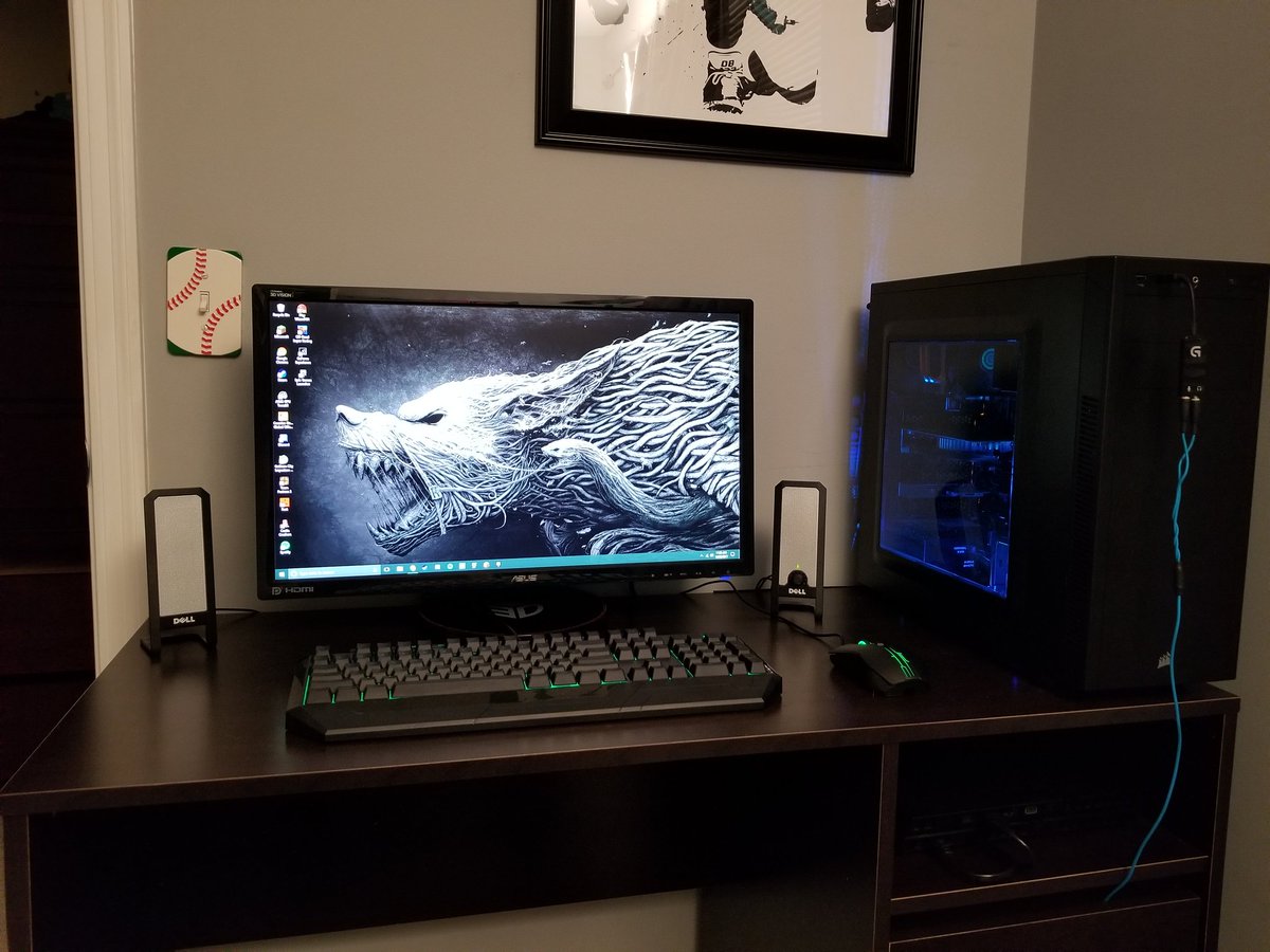 Bur_38's tweet photo. #TransformationTuesday It is crazy how much a setup can change in 6 months! So happy with how my setup is coming and I can't wait to see it improve in the future!
#setup #pc #cool #mypcsetup #twitch #streamimg #fortnite #battlestation https://t.co/TgjQdLe6rD
