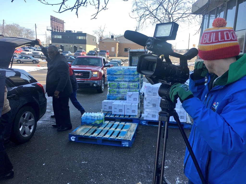 Flint residents rely on churches as new water source