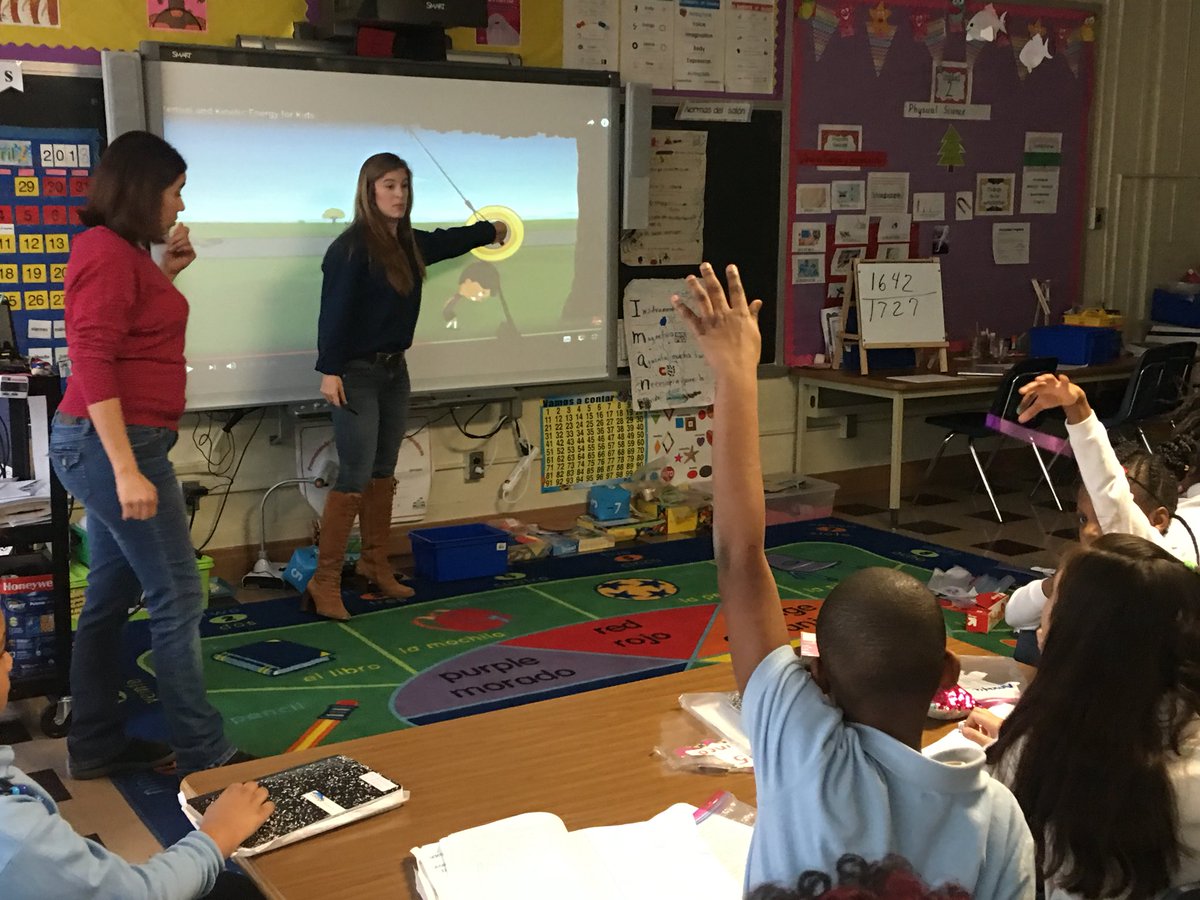 CHES_TAG's tweet photo. Co-teaching at its finest!! Working together to explain potential and kinetic energy...in Spanish and English!! #dualLanguage #chesGoddard3 #chesDualLanguage https://t.co/4CWIhvdW4x