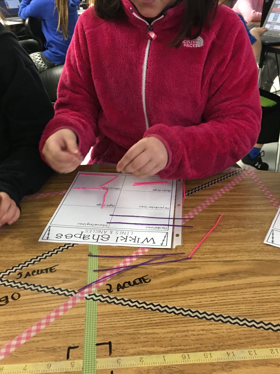 mrshollar's tweet photo. It’s a Wikki-Washi kind of geometry day in math!  #anglesandlines @jewellclass #mathisfun https://t.co/hTMKAq0sIa