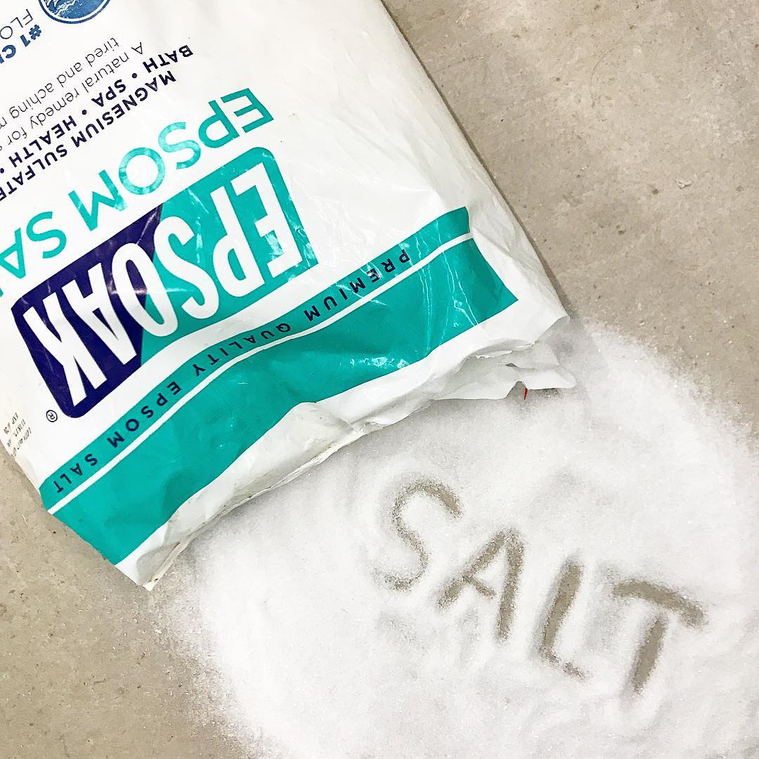 LiftFloats's tweet photo. Salt is GOOD for you! W/ 1000 lbs in our tanks, the ratio of salt to water allows you to float effortlessly. Magnesium sulfate is absorbed through skin assisting in muscle repair, rehydration, pain relief &amp; more while leaving your skin silky &amp; soft. Experience the benefits today! https://t.co/8I3mkKna98