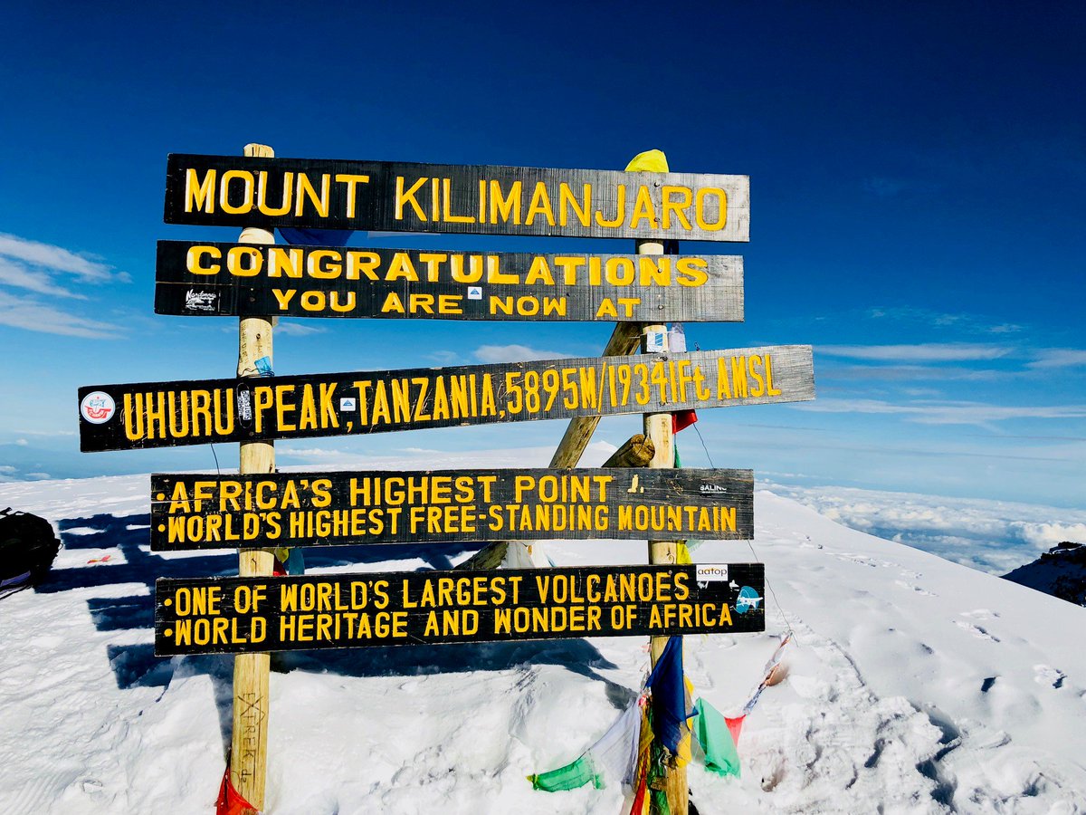 CORE_SE_'s tweet image. #COREmembers are figuratively climbing mountains in their daily work. We're now proud to share that Artur Burgardt, Transformation Director @CORE_SE_ &amp;amp; part of the @VERIMI_Now project team, literally just climbed one of the world's highest mountains: #Kilimanjaro! #HighsCORE