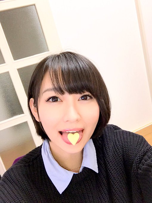 そして #ショートカットの日 が終わった...  ※一番短かったとき https://t.co/SIFvQK3qkC<a href="/tag/%E3%82%B7%E3%83%A7%E3%83%BC%E3%83%88%E3%82%AB%E3%83%83%E3%83%88%E3%81%AE%E6%97%A5"class="tags">#ショートカットの日</a>