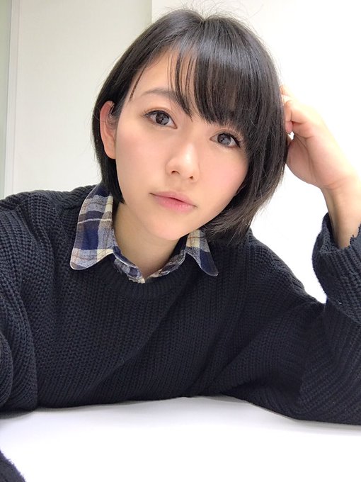 そして #ショートカットの日 が終わった...  ※一番短かったとき https://t.co/SIFvQK3qkC<a href="/tag/%E3%82%B7%E3%83%A7%E3%83%BC%E3%83%88%E3%82%AB%E3%83%83%E3%83%88%E3%81%AE%E6%97%A5"class="tags">#ショートカットの日</a>