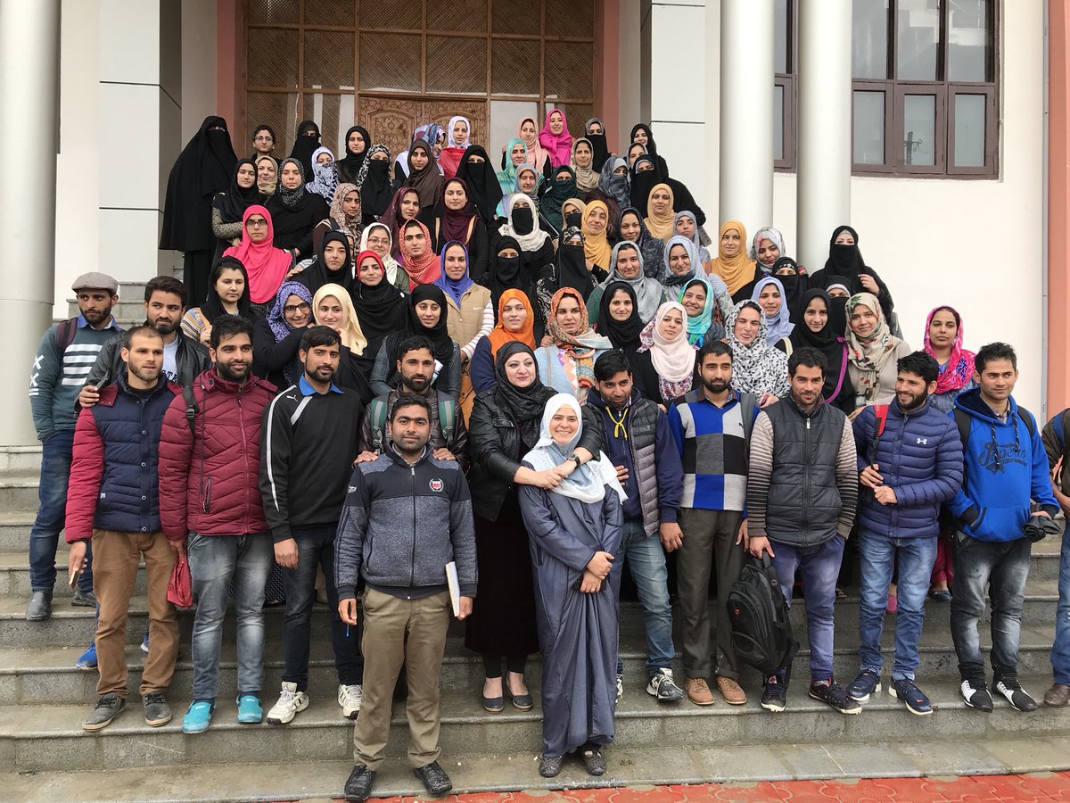 More than 100 MEd interns facilitated by SIE Kashmir on the working n functions of SIEs n DIETs today