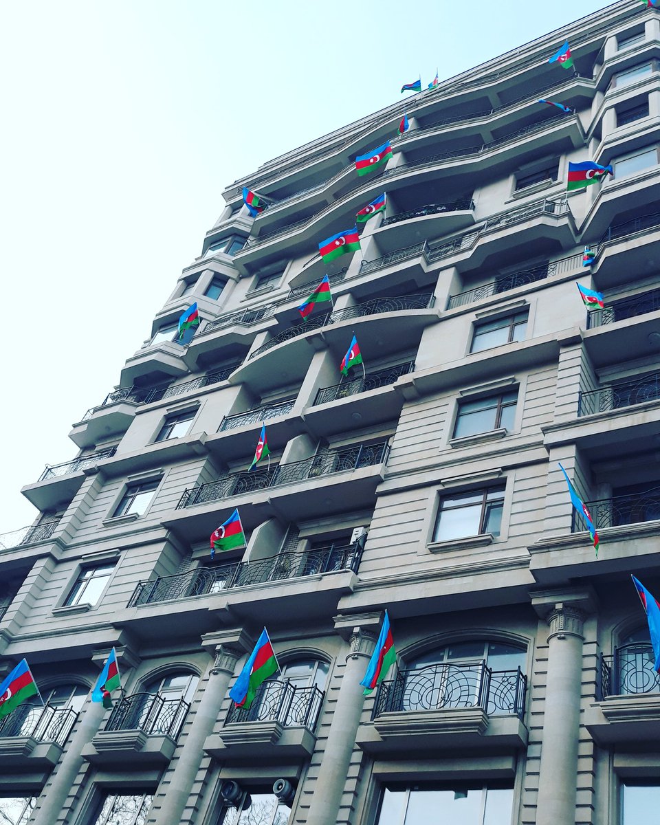 NargizXelef's tweet image. Bu ne gözellik.... Bayrağimizi her zaman ucalarda tutan kese ses vermeyi özüme vetendaşliq borcu bilirem!... sabahki #sesver -mede feal olaq! #sechki2018 #mypresident #IlhamAliyev 🇦🇿🇦🇿🇦🇿