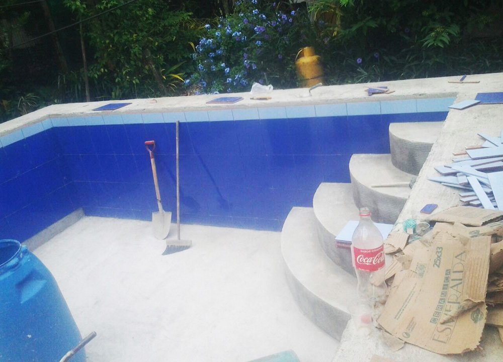 1800PISCINA tweet picture