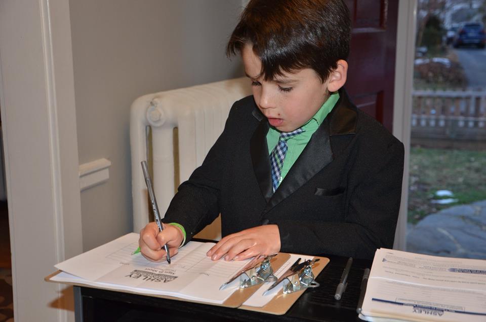 "I'm going out to knock on doors for my mom this weekend, but I can't do it alone. Will you please sign up to join me?"-Tate, Age 6

act.myngp.com/Forms/64707471…