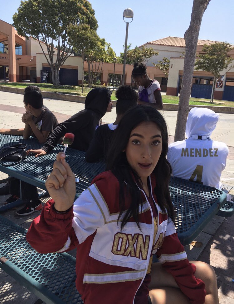 vannaleeiigh's tweet photo. HAPPY BDAY TO MY GIRL!!!!! ILY AND HAVE A GR8 DAY 💕💕 DANK U FOR ALWAYS BEING THERE 4 ME #loyalgirls @marialomelii https://t.co/nxIr2FuOPp