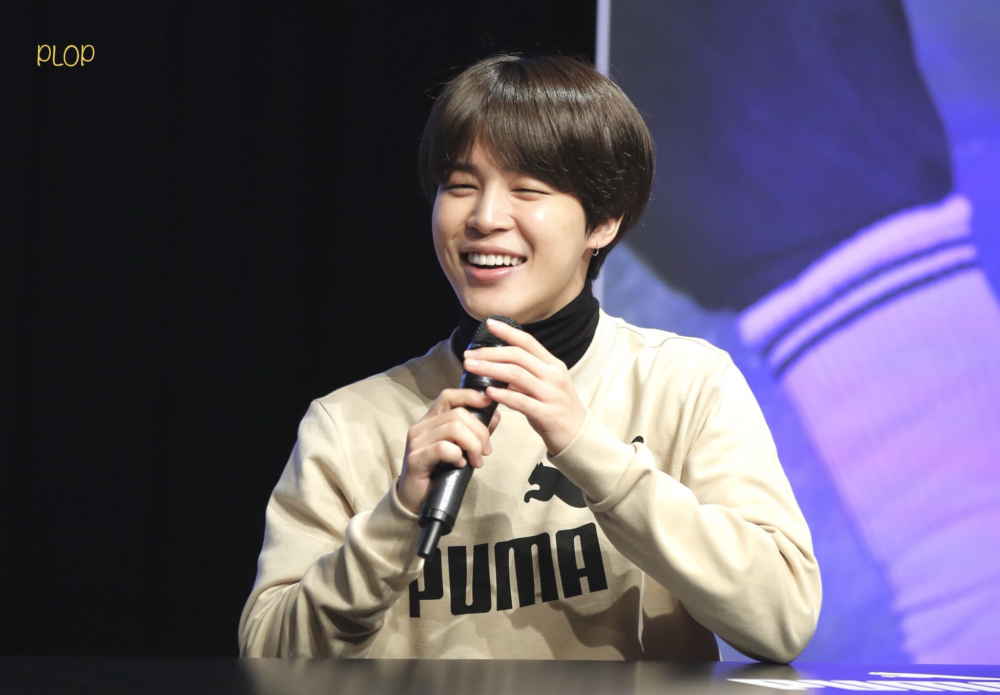 DabthG7V4AEuEHc?format=jpg&name=orig