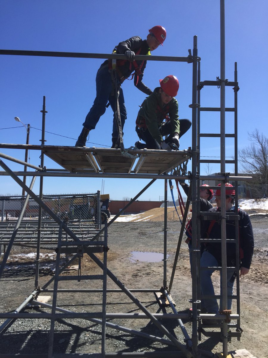 CPAMrWeber's tweet photo. @cpahighschool WOW! #cpaO2 #scaffoldingawareness https://t.co/LUuoQ7Afse