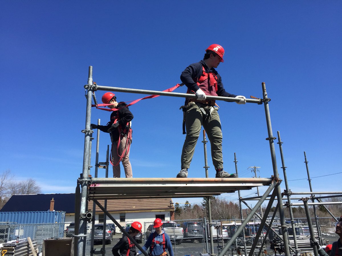 CPAMrWeber's tweet photo. @cpahighschool WOW! #cpaO2 #scaffoldingawareness https://t.co/LUuoQ7Afse