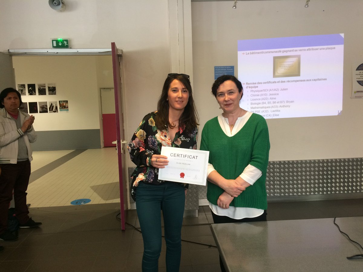 univbordeaux's tweet photo. Le campus de #Talence a réussi son pari de réduire ses consommations énergétiques, notamment avec l'application #Powerzee mise en place par @ENGIEgroup , avec à la clé des résultats encourageants et une structure éco-responsable financée : https://t.co/oYwdTNmPx4 https://t.co/0Y73Br92L5
