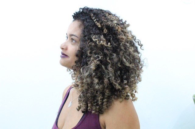 clinicadocacho's tweet image. Corte em camadas realizado pela nossa profissional Maria Cristina 🤗🤗🤗💚 #devacurlbrasil #transicao #clinicadoscachos #cabelosnaturais #cacheadas #afro #hair #devacut #hair #curls