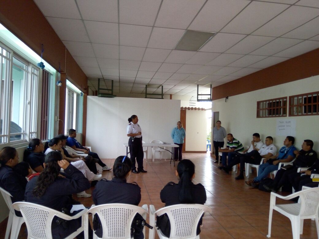 PNCSV's tweet photo. Jefatura de Delegación #SSSur con personal de la Delegación en inauguración del Programa "También soy persona", como parte de las acciones de Bienestar Policial https://t.co/IvD4XvZm7Y