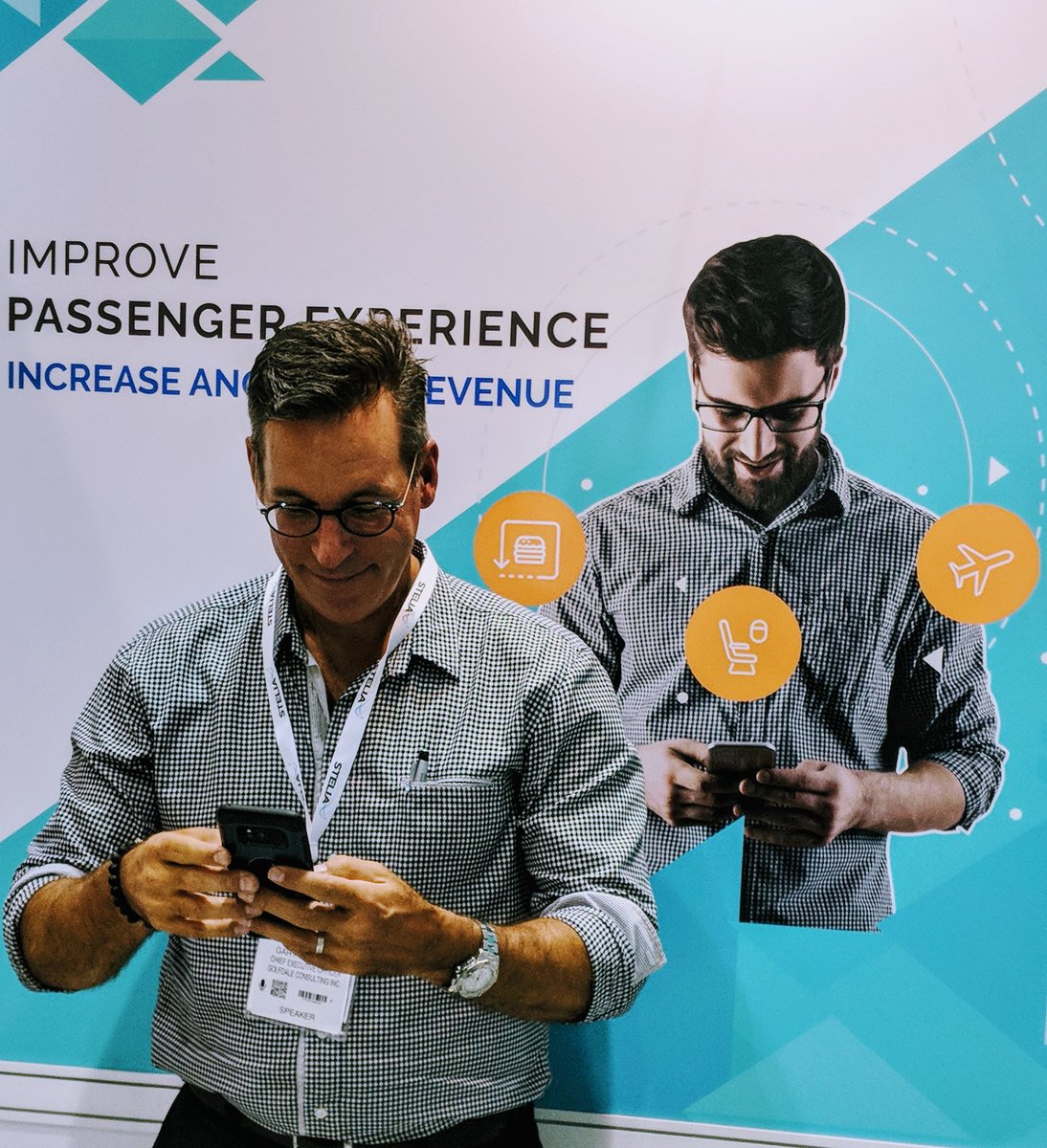 rhopper's tweet photo. Life imitates art at the @guestlogix booth here in Hamburg at #WTCE2018 #PTS2018 https://t.co/Ypg8PiNV7y