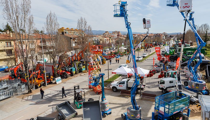 ServeiSa's tweet photo. Participació de SERVEI al Mercat del Ram 2018.  Veure noticia a https://t.co/57f5uRbSeB
https://t.co/puKFAUcI1x https://t.co/ENuDnSCc6m