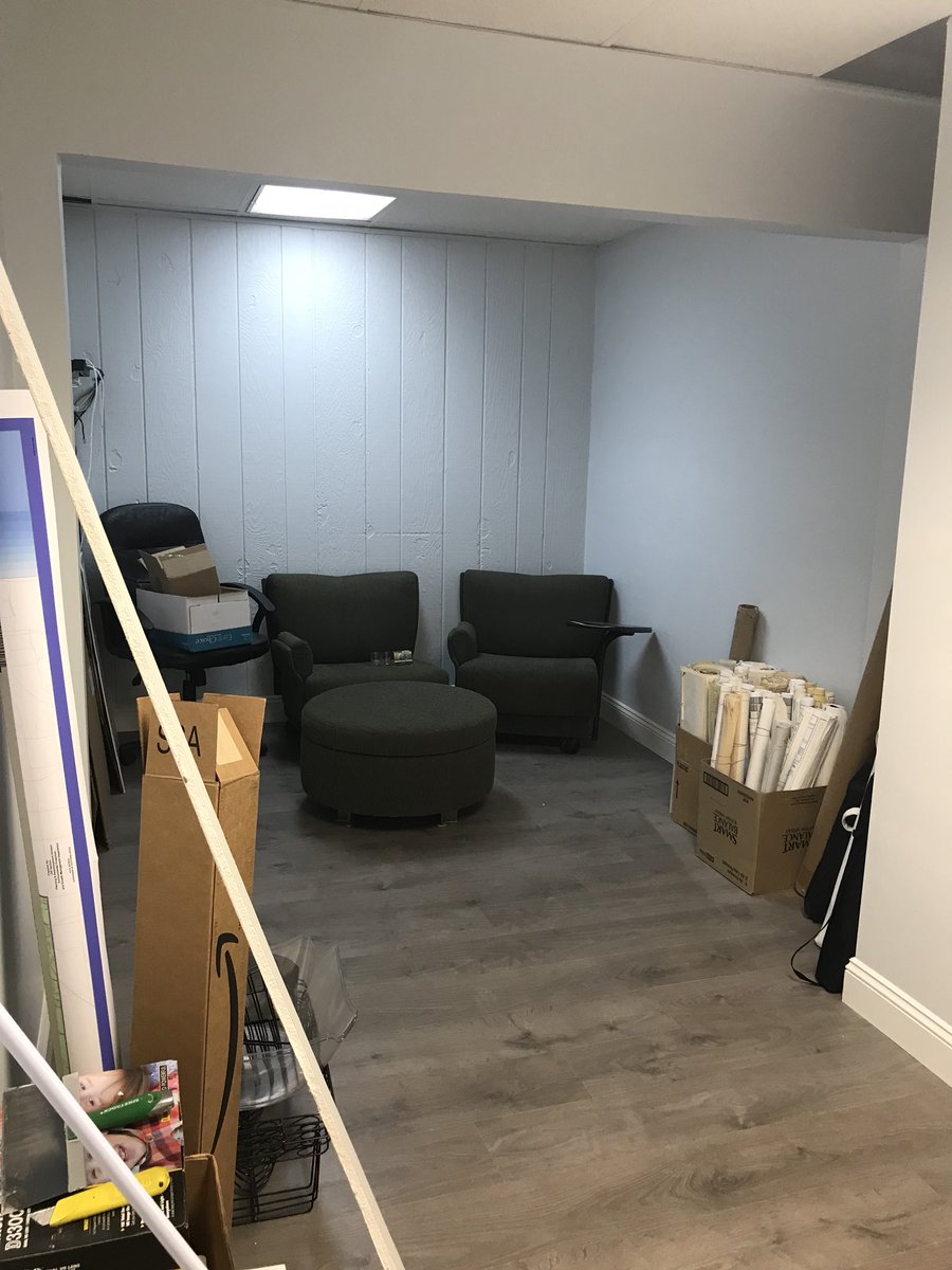 AdeptPR's tweet photo. We have BIG plans for the back office. Here are some of the before pictures. Stay tuned for the finished look! π·ββοΈπ π© #AdeptPR #FortLauderdale #FL #SmallBusiness #Marketing #PR #PublicRelations #Communications #Advertising #SocialMedia #Broward #BrowardCounty #DemoDay https://t.co/FeXDUUsdJE