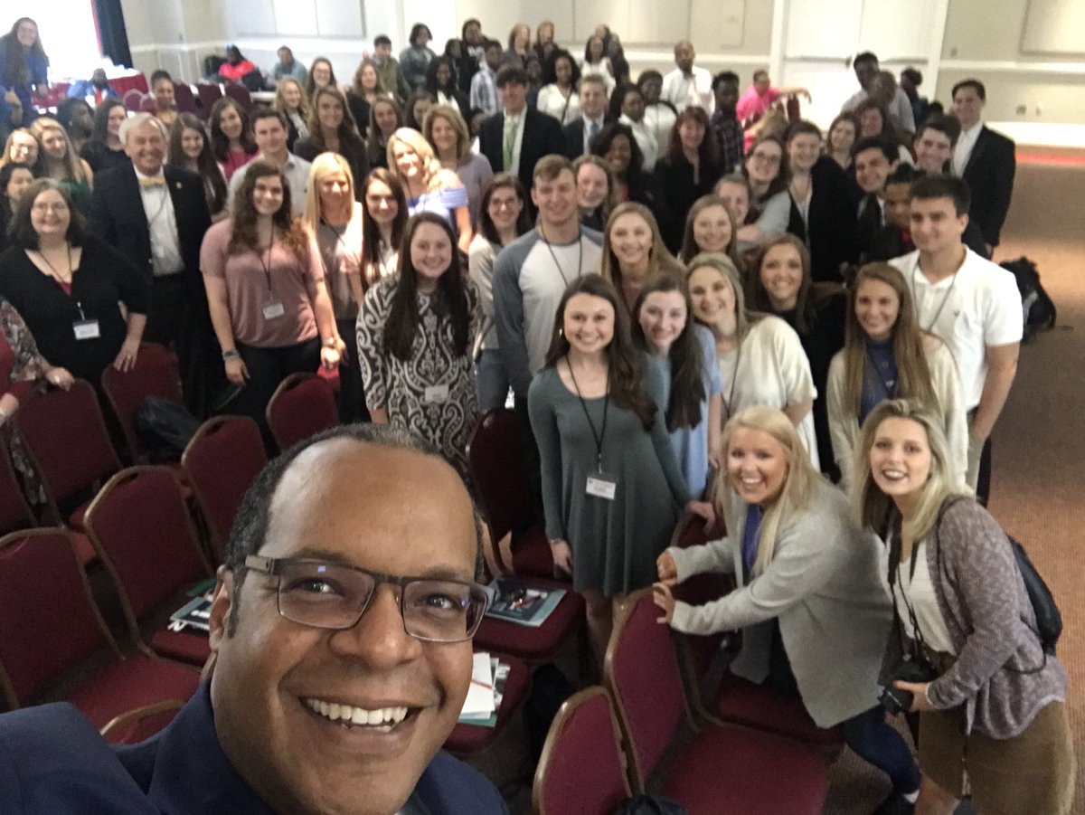 MrWendell29's tweet photo. Had a great time speaking to high school students at the Integrated-Marketing-Communications-3 Conference at the University of West Alabama. #IMC3 #speakingtotheyouth https://t.co/GWCyMaVFWG
