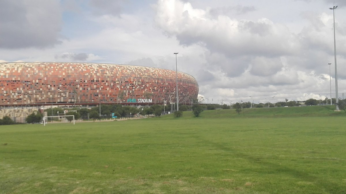 Gladwinkh's tweet photo. One of @OfficialSMSA CSI Project: Community training pitch outside FNB Stadium - Community sport development #SMSA #SMSACSIProject
@Jacques_SMSA @Marilizeferreir @MoodleyNirusha @siebie01 @htlhobelo @BusieNcapai https://t.co/DUUf5asDNt