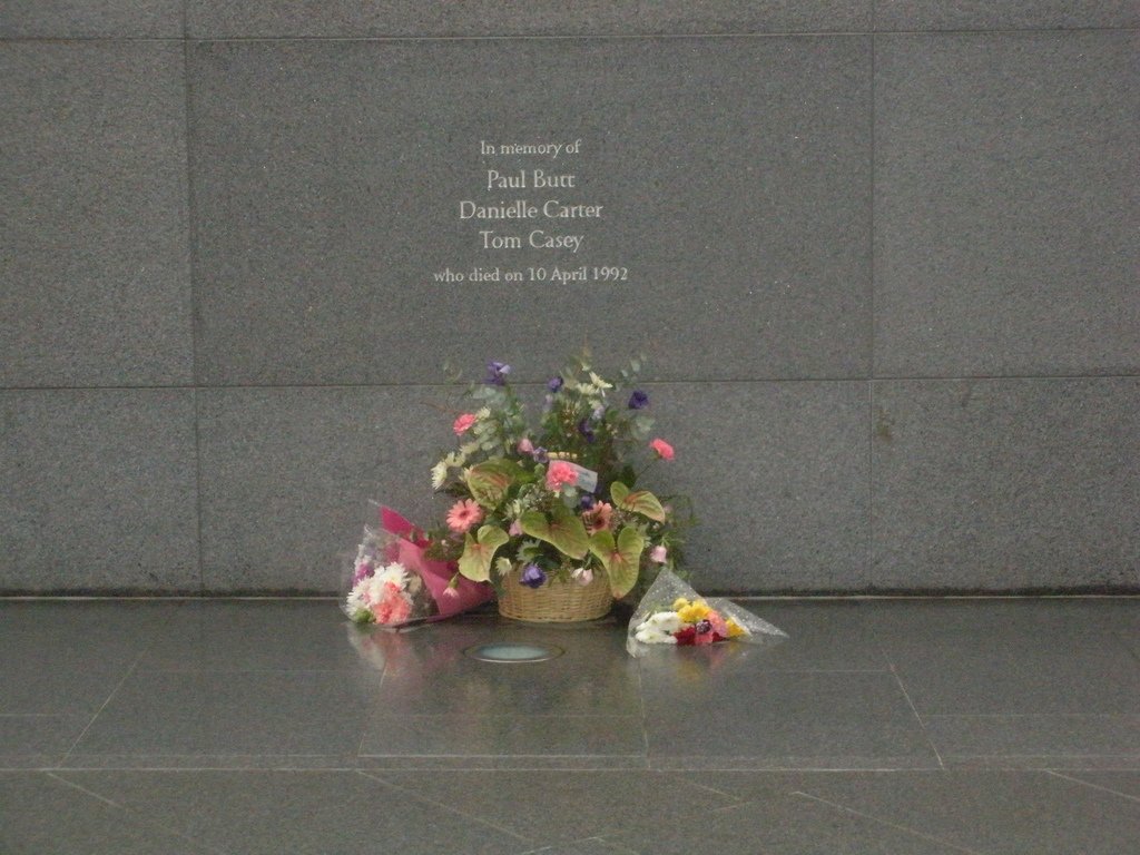 stosglobal's tweet photo. April 10 1992, Baltic Exchange bombing in London murdered 3 innocent people &amp; injured 91 others.
#strengthtostrength sends prayers to those impacted by the #terroristattack #londonattack.
#strongertogether #survivorshealingsurvivors #voiceofthevictims #terrorism #WeStandTogether https://t.co/o1cWTepJzQ