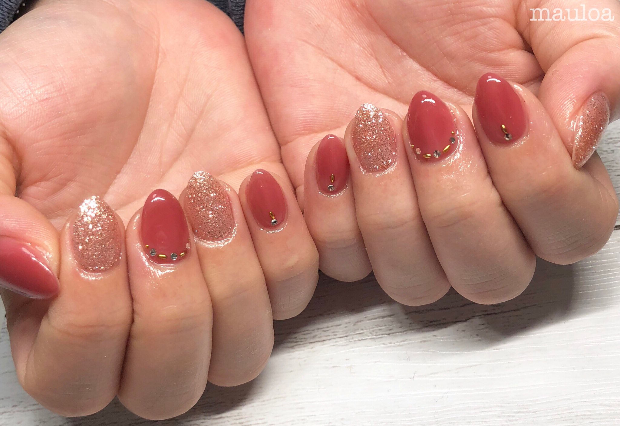 Mauloa ピンクゴールド人気 いつもありがとうございます ネイル 春ネイル 春 ネイル18 ネイルデザイン Nails サンプルチップ デザインチップ ビジューネイル マットネイル ワンカラーネイル アクセネイル ピンクゴールド