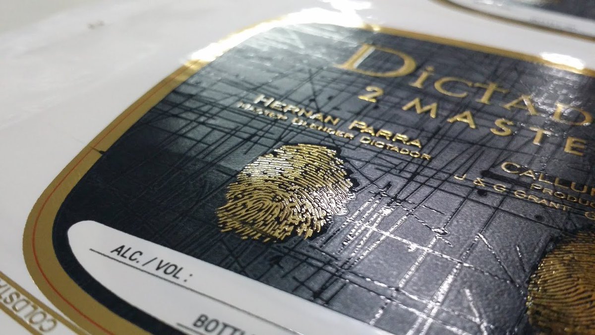 mdlabels's tweet photo. Możesz  dotknąć naszych etykiet #digitalart #print #inkjet #label #branding #marketing #reklame #packagingdesign https://t.co/bxcG0EJKO0