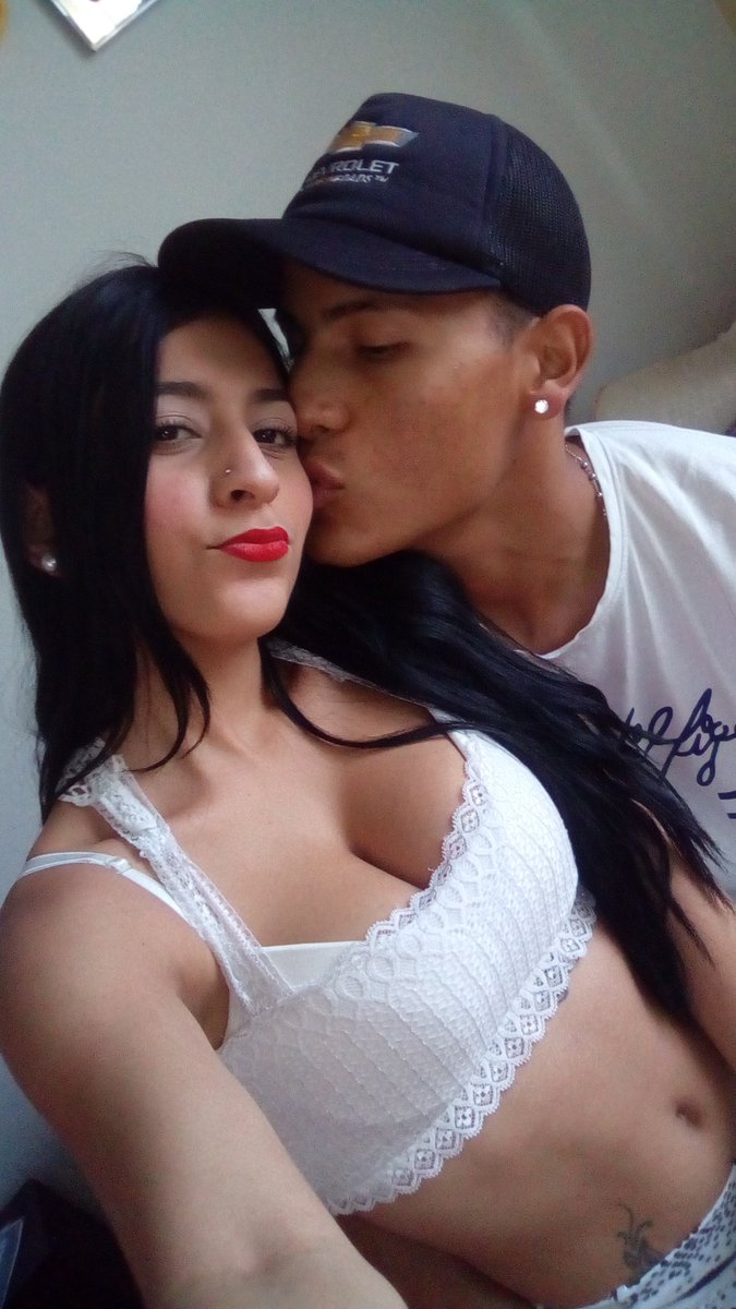 Paula_Guzman07's tweet photo. te amo mi cielo eres lo mas lindo que tengo besitoos mi amor ☺😘😘😘😘😘😘😘😘😘😘😘😘😘 @UnoDe_LosRudas 😍 https://t.co/Zh3yDVkdpa