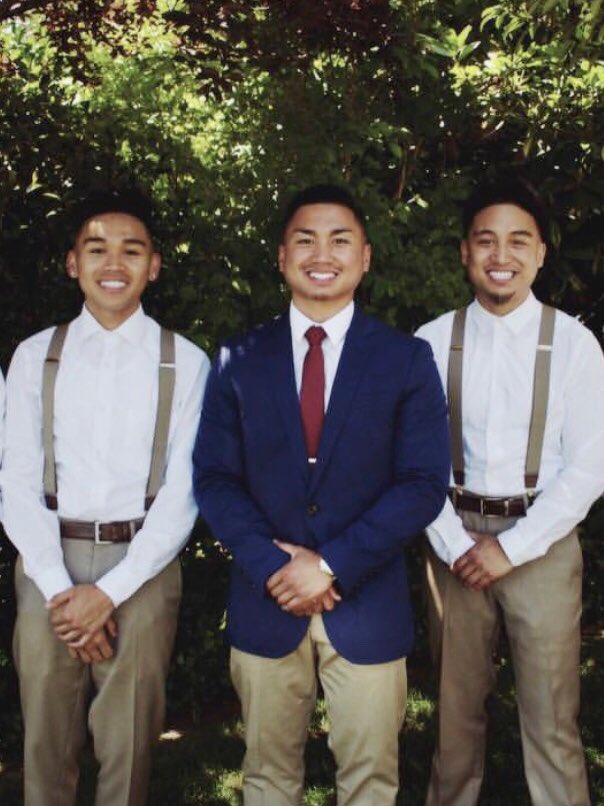 Jayrod_cc's tweet photo. Happy #NationalSiblingDay #manongs https://t.co/uVcbXRlu5w