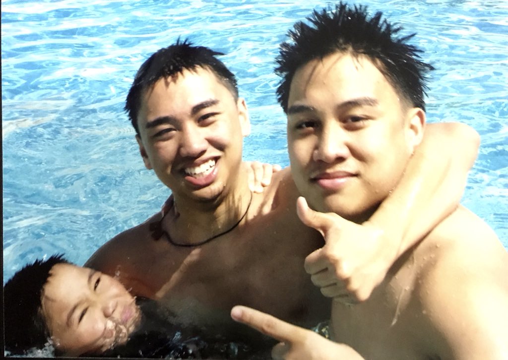 Jayrod_cc's tweet photo. Happy #NationalSiblingDay #manongs https://t.co/uVcbXRlu5w