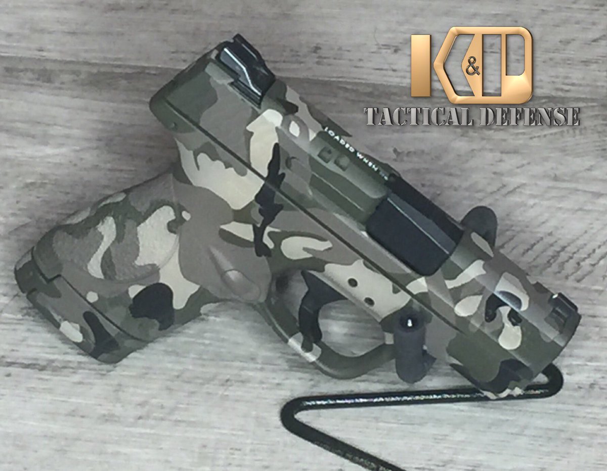 KPTactDefense's tweet photo. Getting a little late night Cerakote work in. Loving this woodland camo!! Contact us for a quote to customize your firearms!! #KPCerakote #Cerakote #guns #gunporn #america #bakersfield #Cerakotemalitia #cerakotemafia #cerakoteslayer #military #veteran #nra #firearms #2A https://t.co/Q0dj8N8n2w