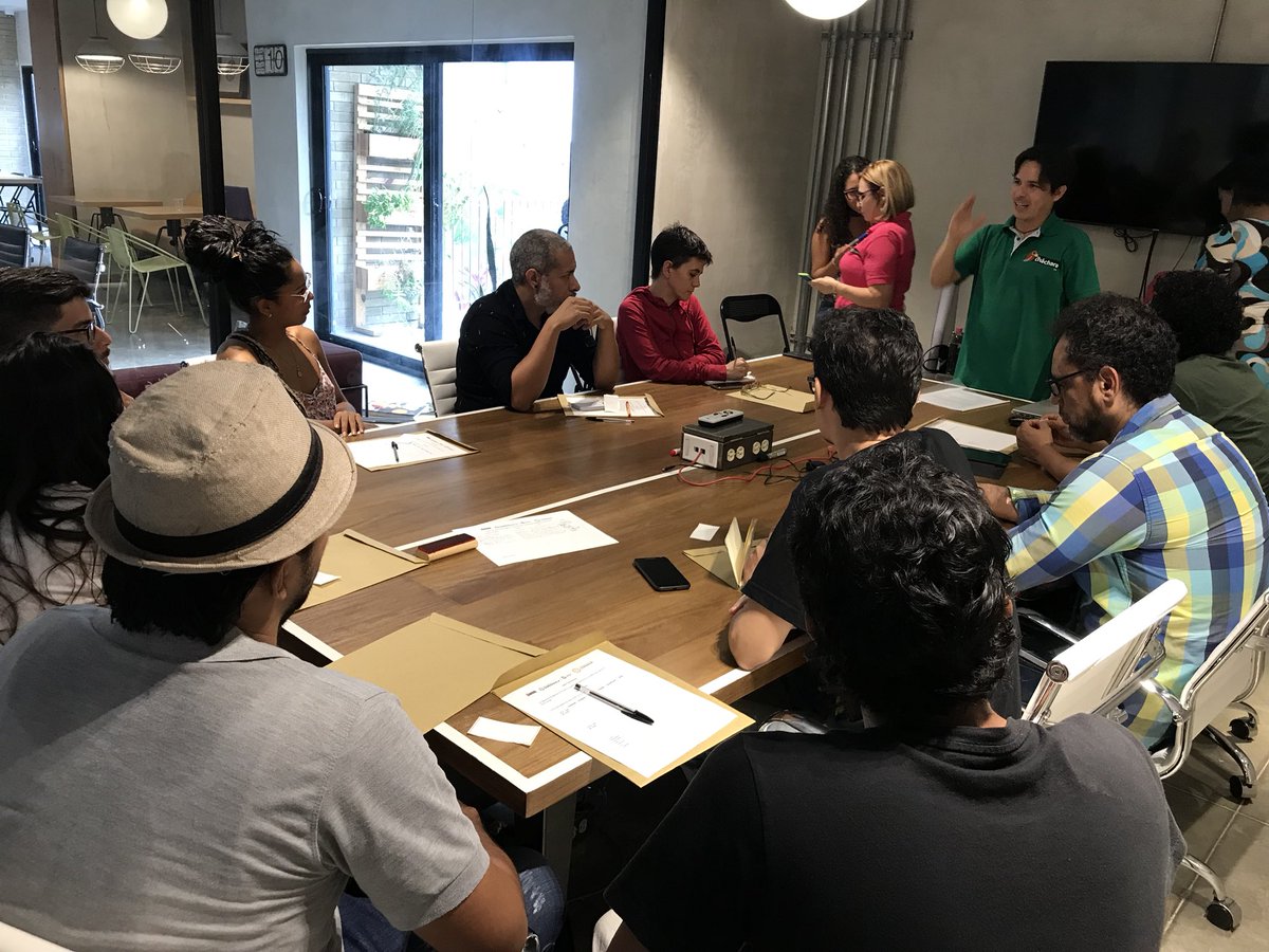 En estos momentos estamos en nuestro taller de focus group con los artistas de barranquilla, gracias a @BarranquillaCPT y <a href="/alcaldiabquilla/">Alcaldía de Barranquilla</a> por su portafolio de estímulos.