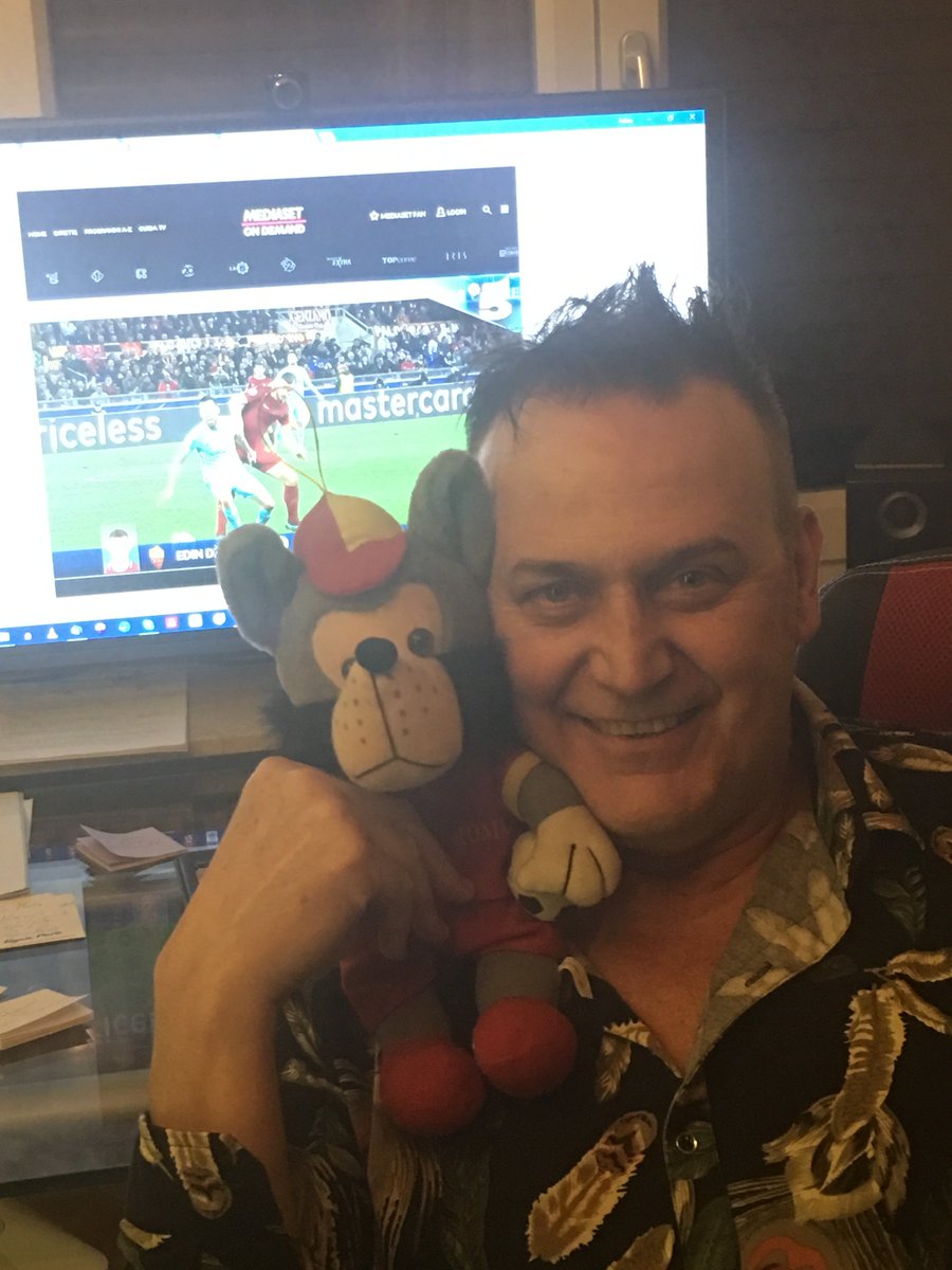 RyanParisorigin's tweet image. FORZA ROMA !!!!!!!!!!!!!!!!!!!!!! CHE MERAVIGLIA LUPETTI !!!!!!!!!!!!!!!!!