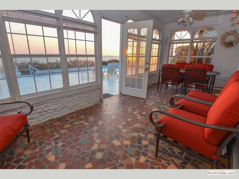 TeemingVR's tweet photo. PIER PLEASURE | 4 Bed | 3 Bath | Sleeps 10
* Panama City Beach Single Family Home For Rent*
BOOK TODAY!👌👓👒🐠🐙🦀☀️🌊🏄‍♂️🏝️🏖️
https://t.co/MjEpKD4BOL https://t.co/kiMn5MpSfc