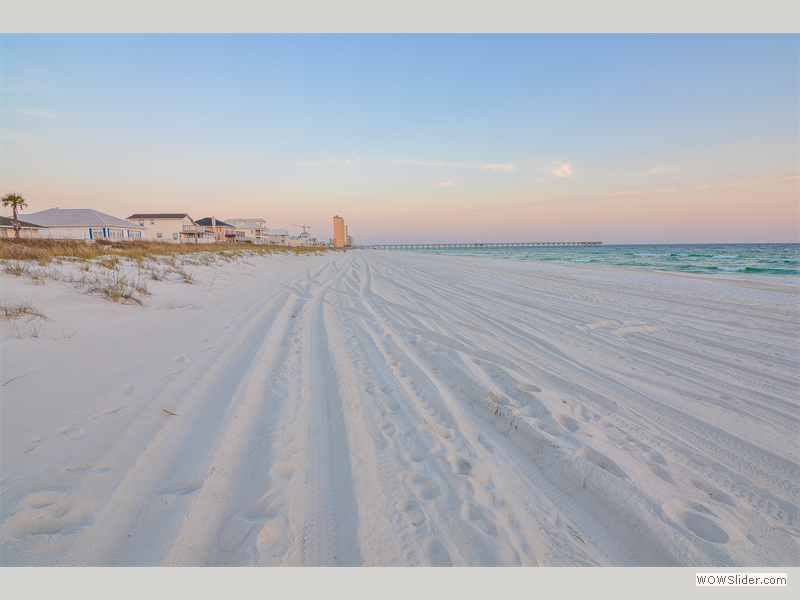 TeemingVR's tweet photo. PIER PLEASURE | 4 Bed | 3 Bath | Sleeps 10
* Panama City Beach Single Family Home For Rent*
BOOK TODAY!👌👓👒🐠🐙🦀☀️🌊🏄‍♂️🏝️🏖️
https://t.co/MjEpKD4BOL https://t.co/kiMn5MpSfc