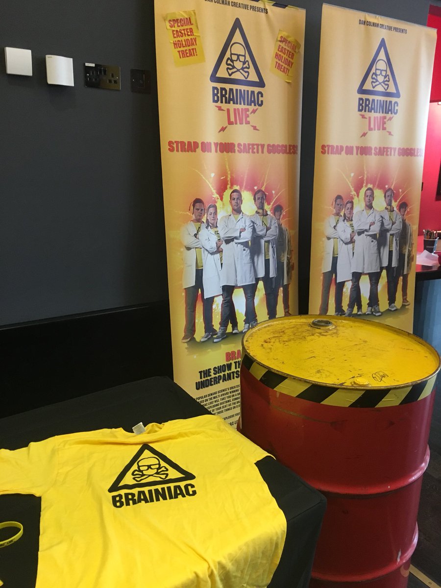 EileenWongWong's tweet photo. Another day &amp; another Easter holiday activity to entertaining my kids using #TimeCredits at @ShermanTheatre. We were thoroughly entertained watching @BrainiacLive - Loud bangs, LOLs and educational. Thanks to all involved - We had a BLAST! ⚠️😂👏🏻 https://t.co/Pmgy2TRxiD