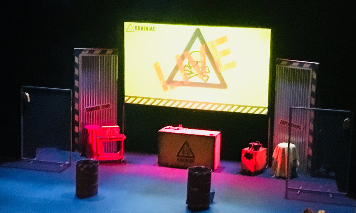 EileenWongWong's tweet photo. Another day &amp; another Easter holiday activity to entertaining my kids using #TimeCredits at @ShermanTheatre. We were thoroughly entertained watching @BrainiacLive - Loud bangs, LOLs and educational. Thanks to all involved - We had a BLAST! ⚠️😂👏🏻 https://t.co/Pmgy2TRxiD