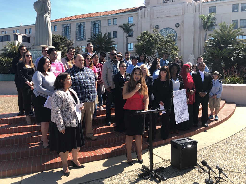 sdicACLU's tweet photo. Immigrant communities energize and sustain California’s economy with their labor and economic contributions. “I am an example of that.”- Vilavanh Sanginthirath, board member of Business for Good. #STANDwithCA #SDstandsUP https://t.co/2QgtESquYi